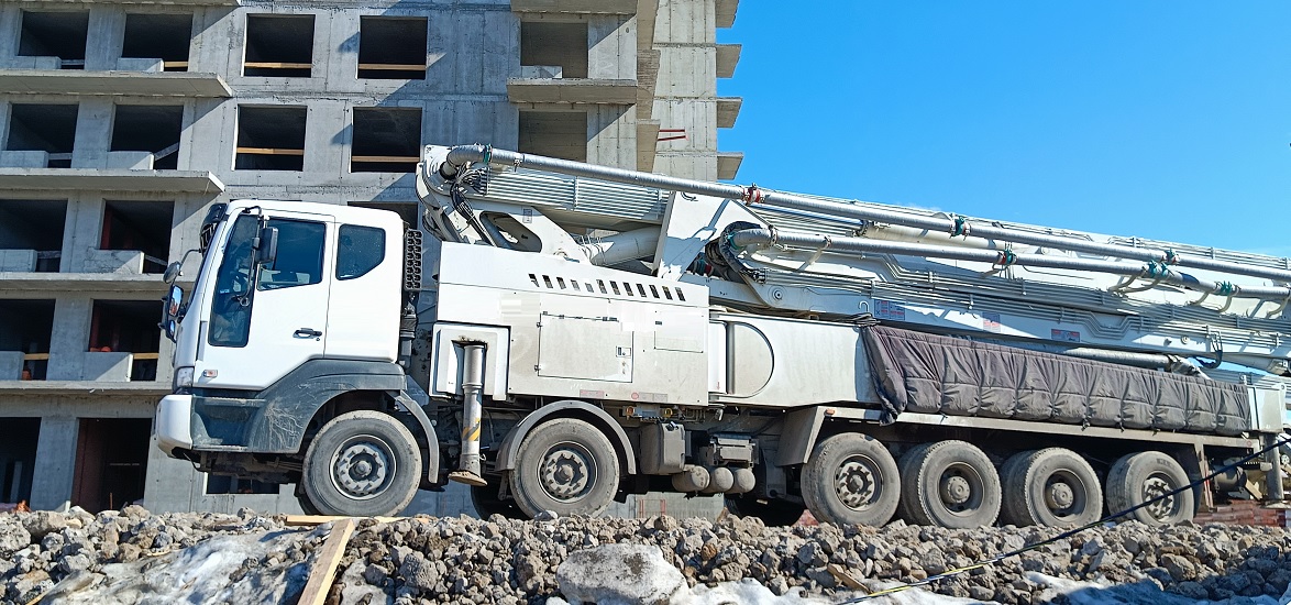 Услуги и заказ бетононасосов для заливки бетона в Ингушетии